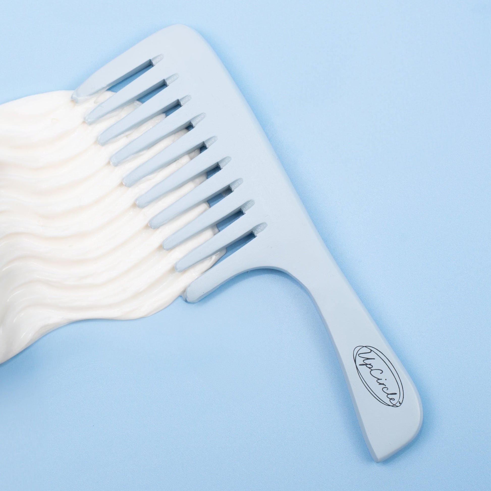 The Haircare Duo + Bamboo Wide Tooth Comb - Korvel