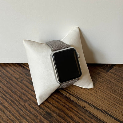 Light Grey Matte Alligator Apple Watch Band
