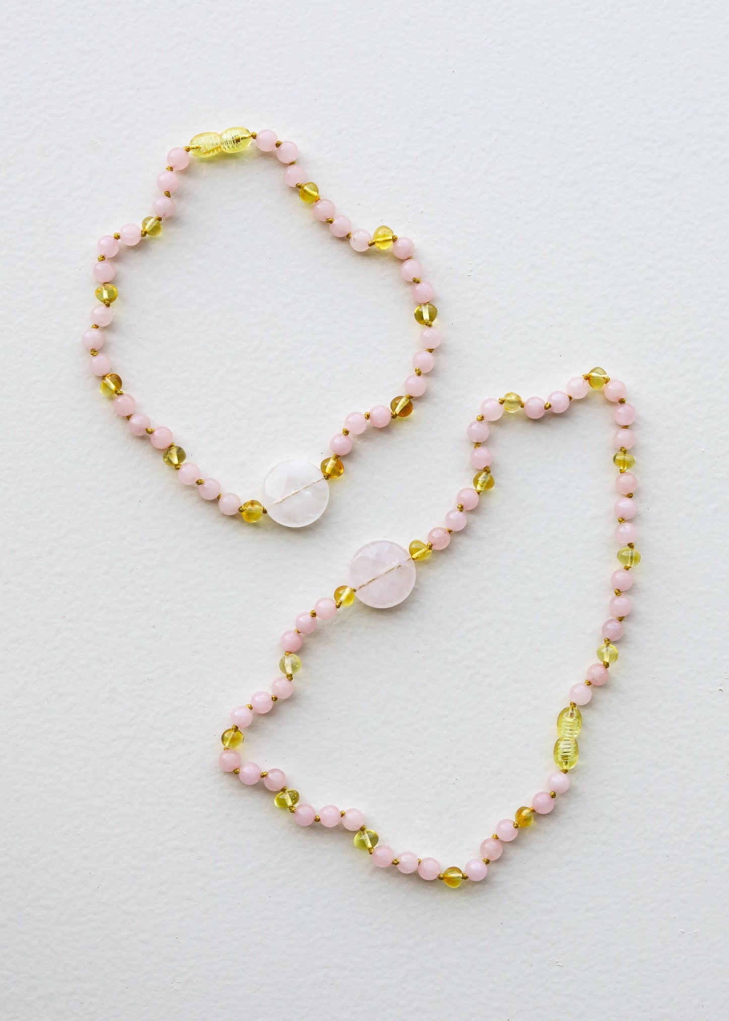 Collar de Cuarzo Rosa y Ámbar del Mar Báltico con Miel