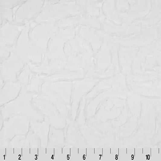 Luxe Cuddle Demi Rose Snow Fabric per Yard
