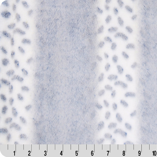 Tissu en velours Luxe Cuddle Alaskan Bunny bleu marine au mètre