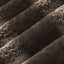 Tissu Luxe Cuddle Arctic Chinchilla Espresso par Yard
