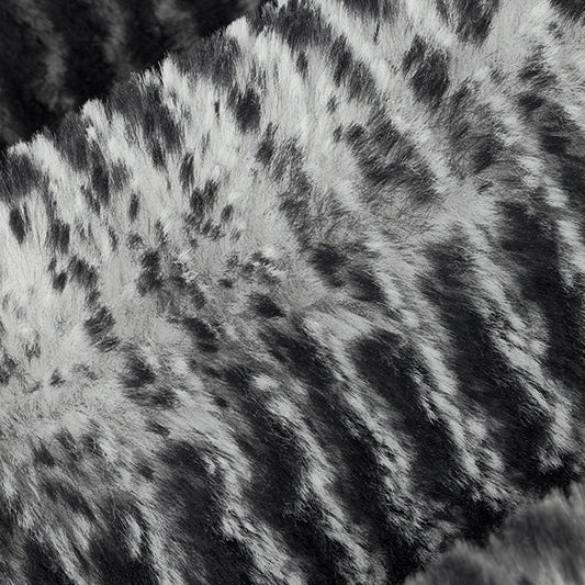 Tela de Búho Ártico Luxe Cuddle Negra - 58"/60" por Yarda