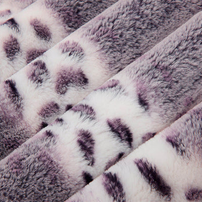 Tela de Conejo Alaskano Berry Luxe Cuddle - 58"/60" por yarda