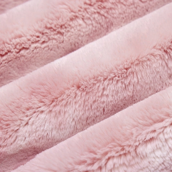 Tejido de Conejo Luxe Cuddle de Agua de Rosa - 58"/60" por Yarda