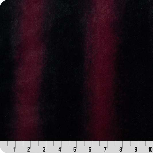Tissu Luxe Cuddle Denver Cherry Cola par yard
