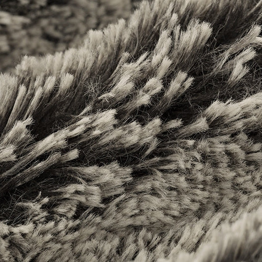 Luxe Cuddle Frosted Shaggy Black/White Fabric per Yard