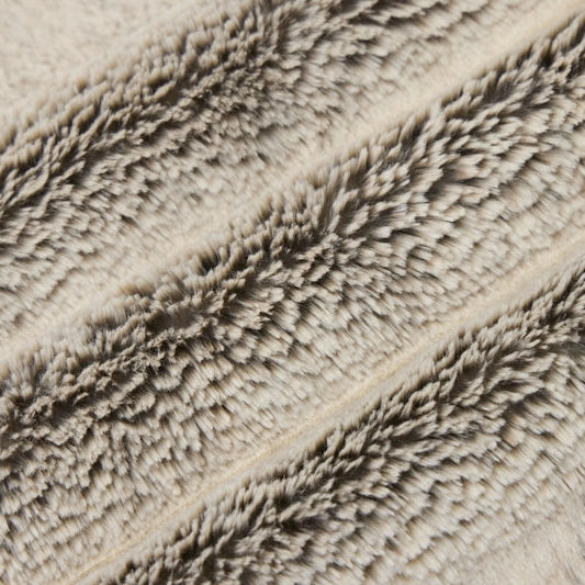 Tela de Conejo de Nieve Coconut Luxe Cuddle - 58"/60" por Yarda