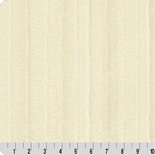 Tissu Luxe Cuddle Vienna Natural 58" par yard
