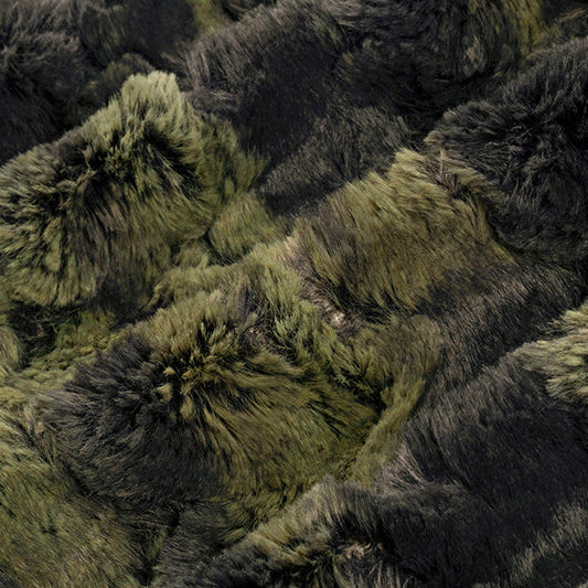 Crocodile Luxe Cuddle Wild Rabbit Fabric per Yard