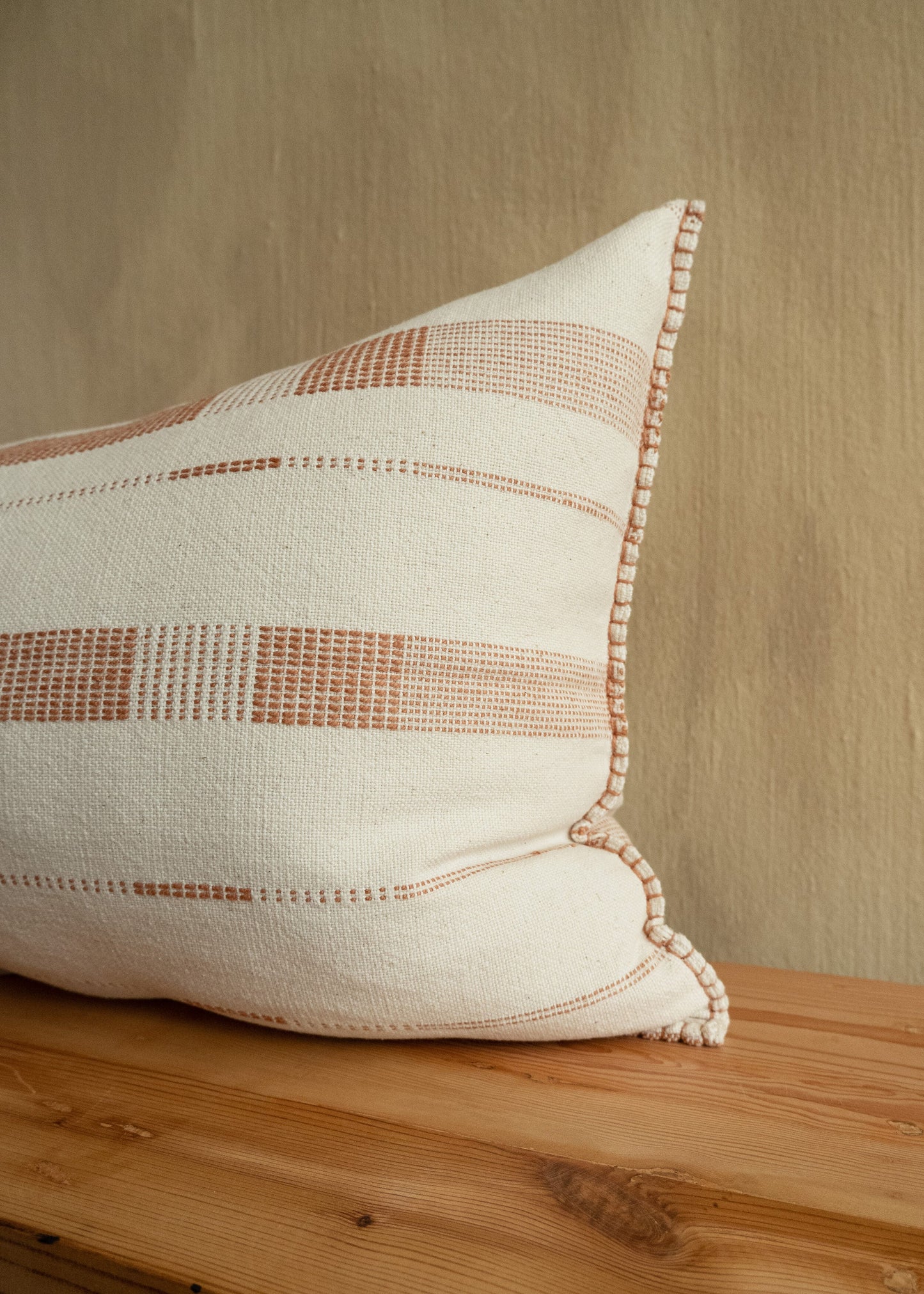 Coussin lombaire surdimensionné en coton Fulcrum Sahara