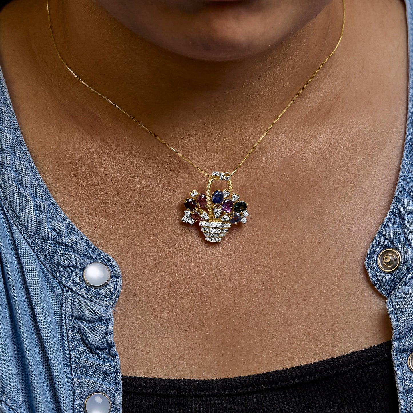 Pendentif et broche floral en or jaune 18K avec diamants et pierres précieuses