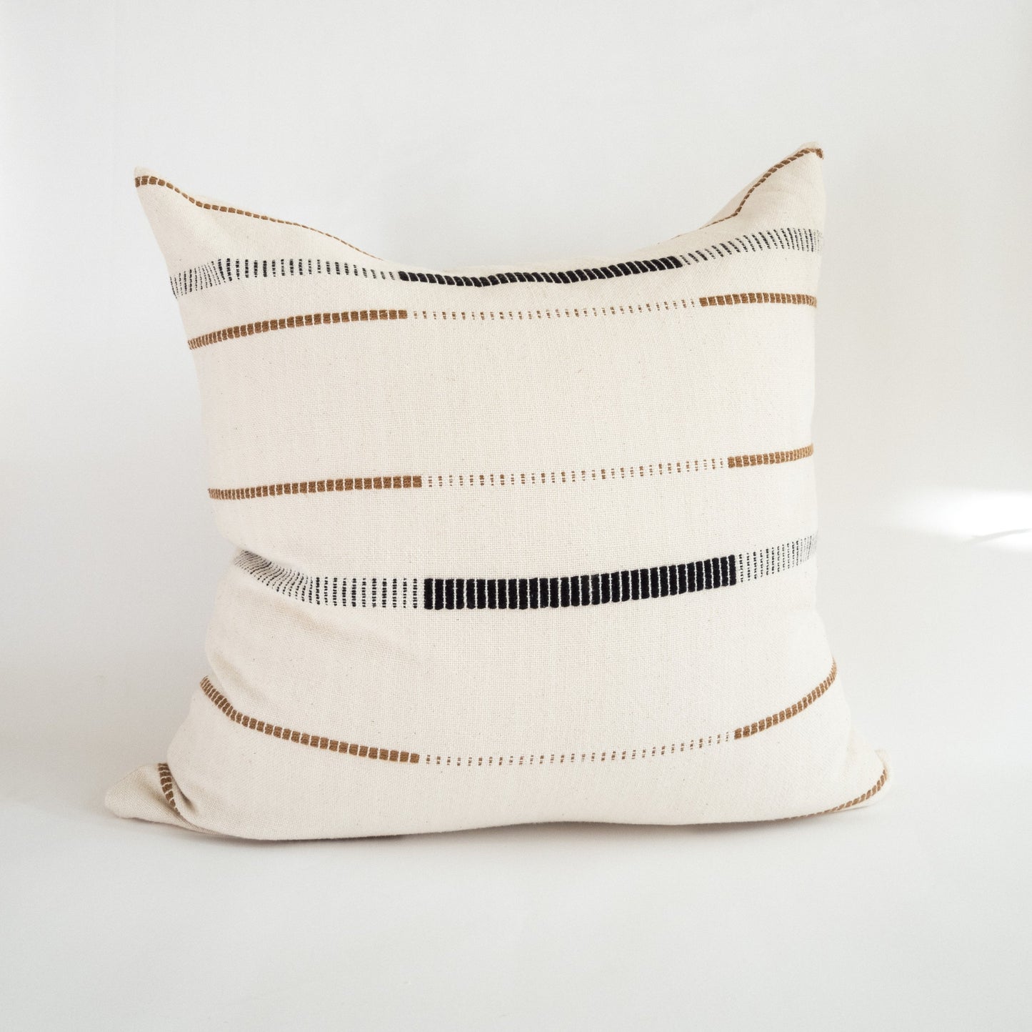 Coussin en coton tissé à la main Mason