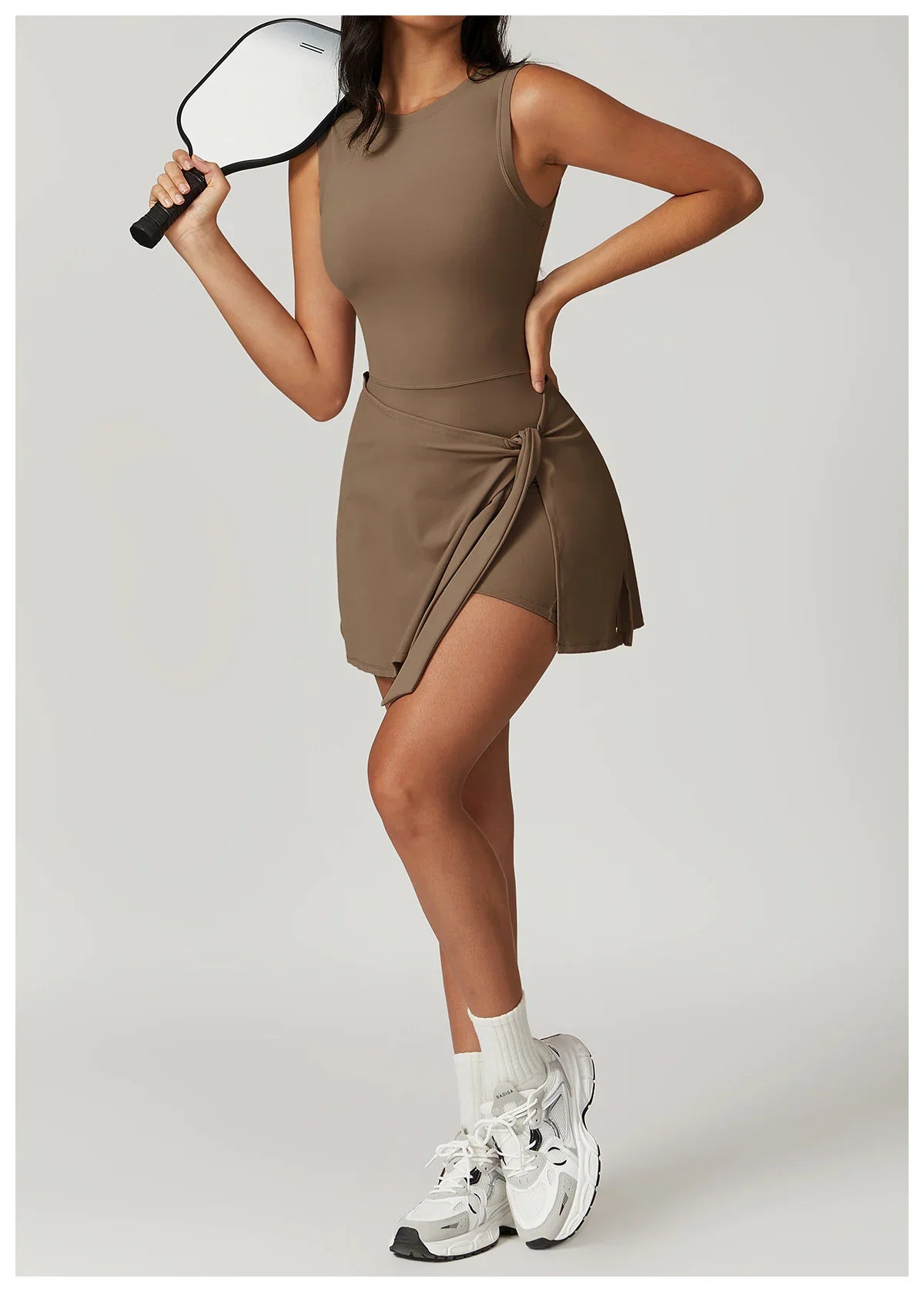 Conjunto de Tenis de Dos Piezas para Mujeres con Estilo Activo