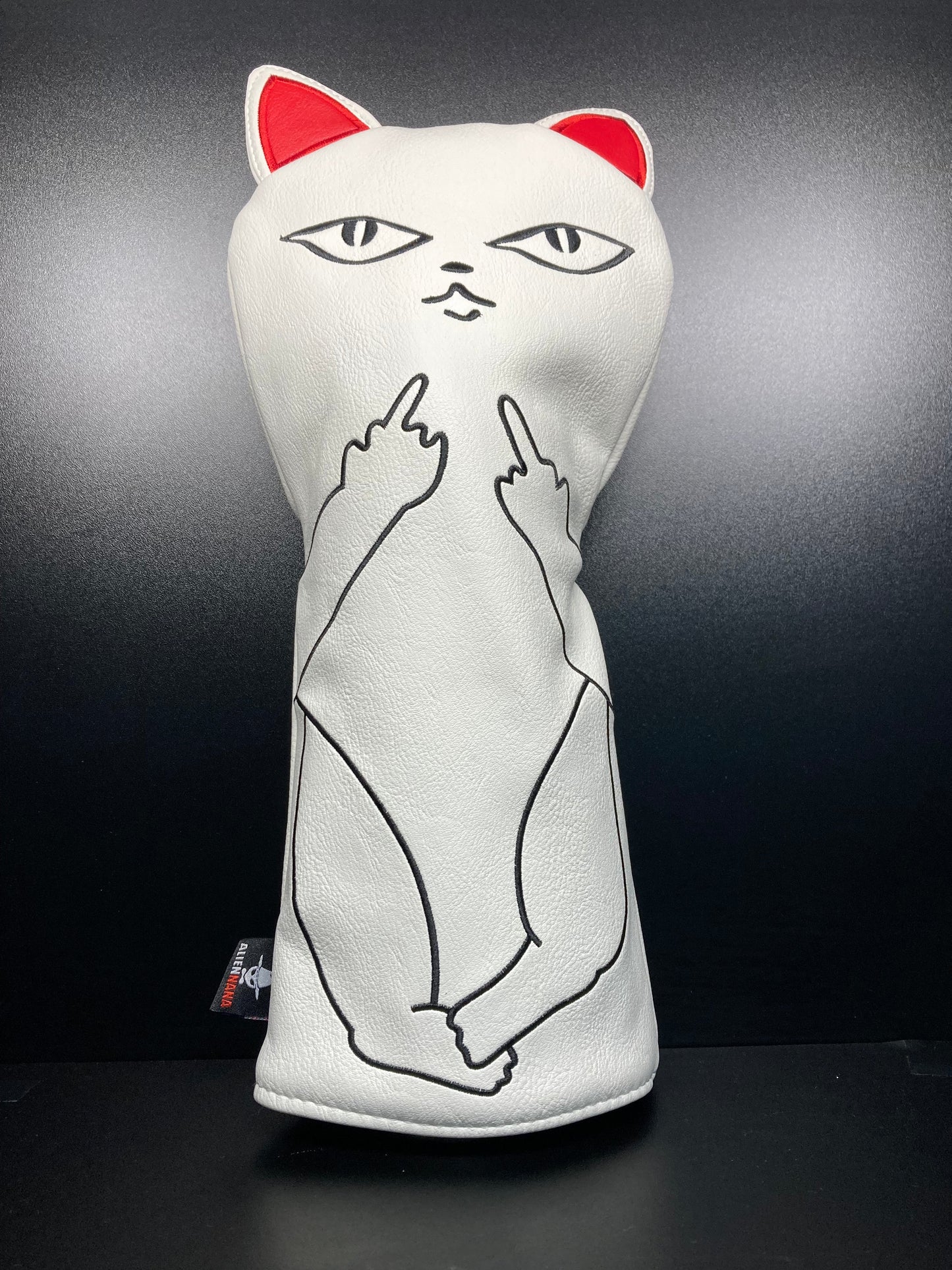Funda para palos de golf inspirada en Totoro: una protección adorable para tus palos.