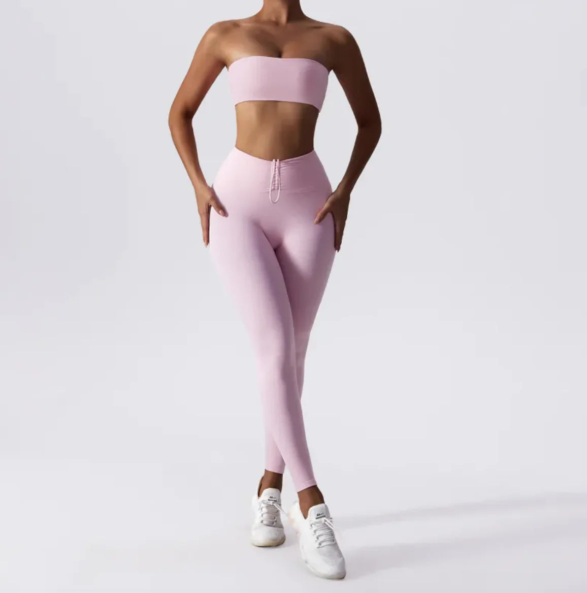Ensemble de yoga ajusté pour femmes, idéal pour un mode de vie actif