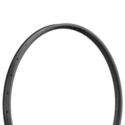 Rim de carbono NEWMEN Phase 30 Base