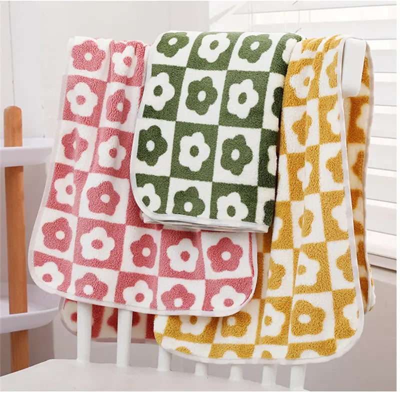 Serviette de bain en microfibre à fleurs à carreaux mignons