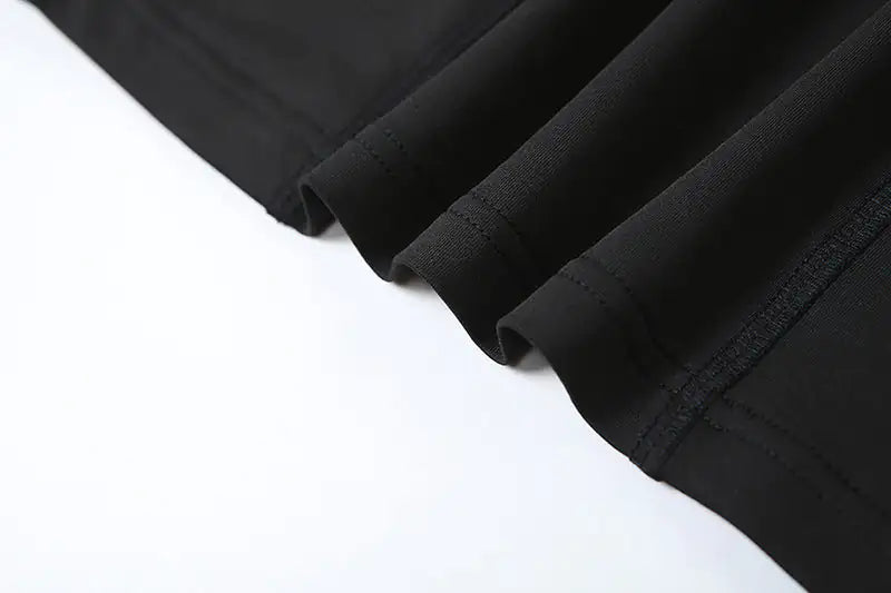 Robe Mini à Manches Longues Chic pour une Élégance Sans Effort