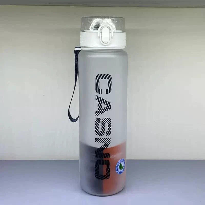 Bouteille d'eau sportive givrée Casino - Portable et élégante