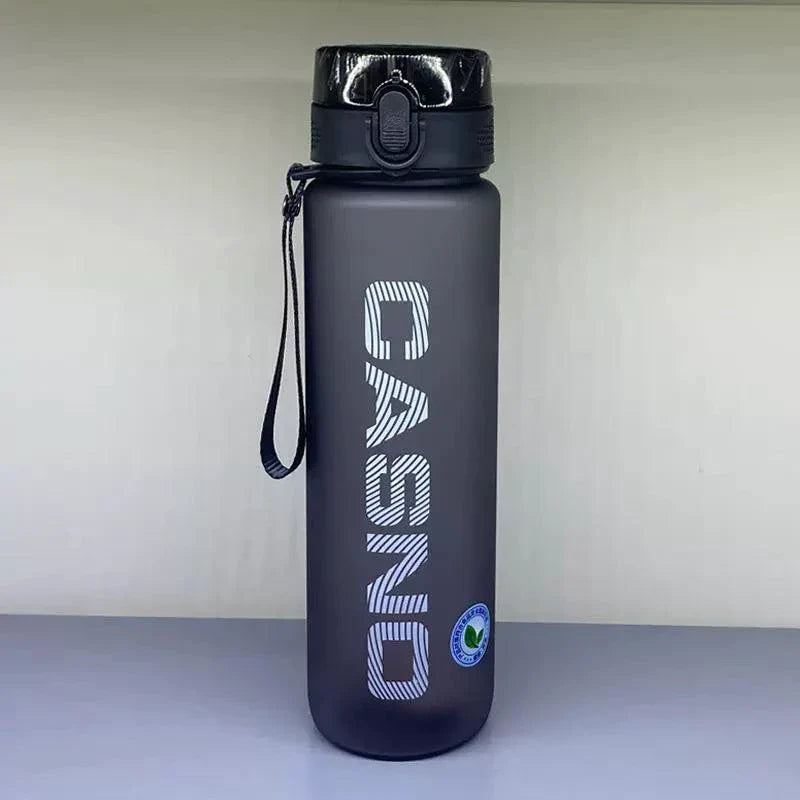 Bouteille d'eau sportive givrée Casino - Portable et élégante