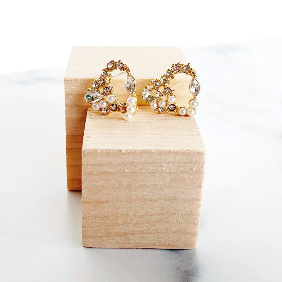 Pendientes Seth - Elegancia en Forma de Corazón