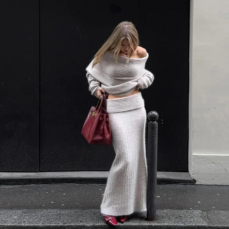 Haut tendance à épaules dénudées avec manches extra-longues pour femmes