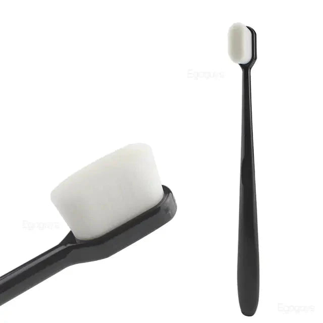 Cepillo de dientes para adultos Superfine para un cuidado bucal excepcional