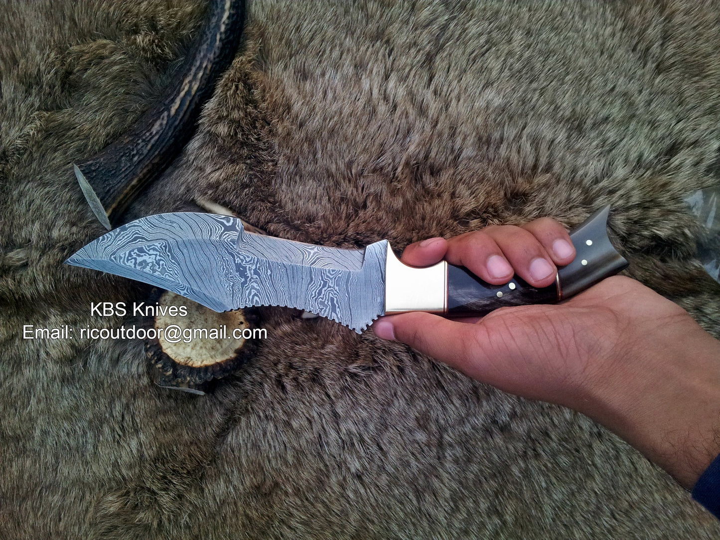 Custom Handmade 12-Inch Damascus Steel Tracker Knife with Buffalo Horn Handle & Leather Sheath - Korvel