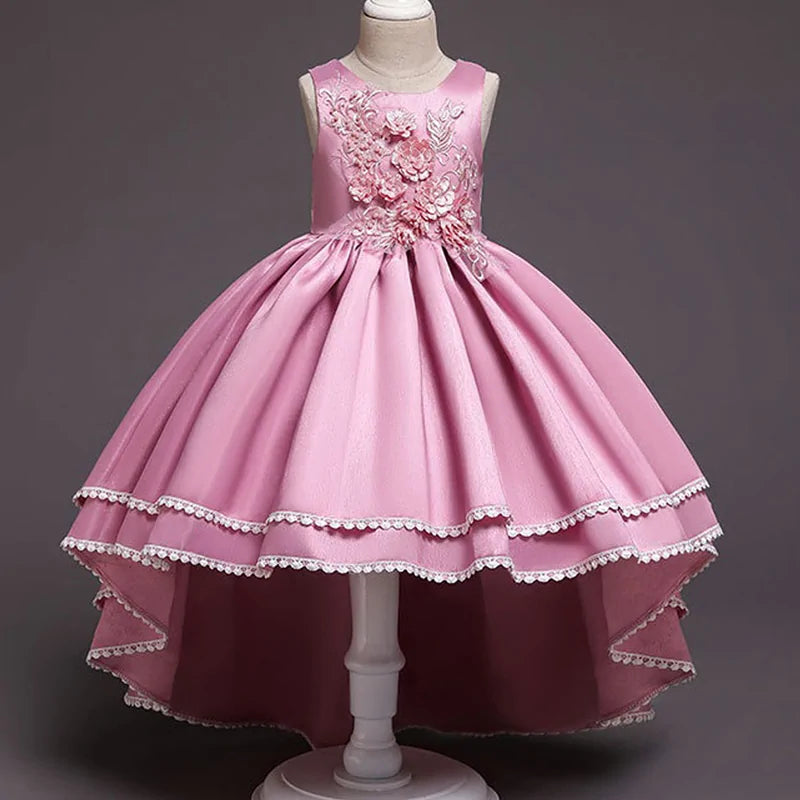 Vestidos de Cola de Princesa para Pequeñas Reinas