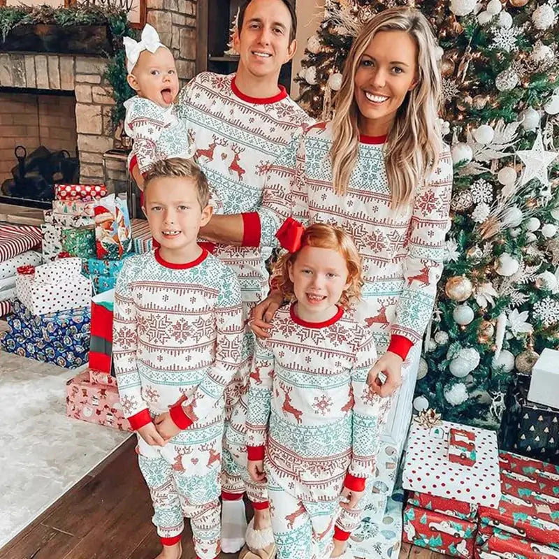 Conjunto de Pijamas Familiar de Navidad