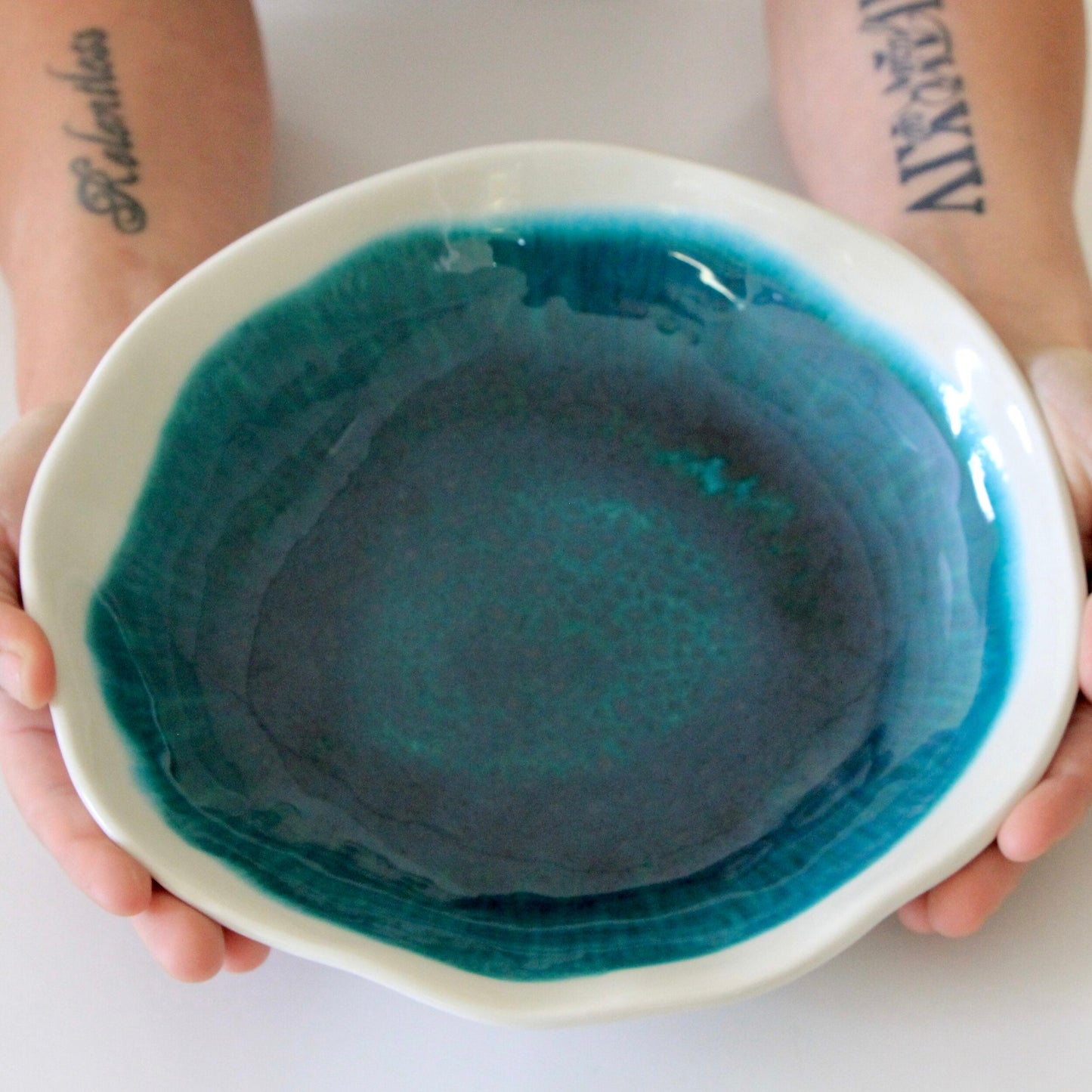 Handcrafted Artisan Dinnerware Set - Korvel