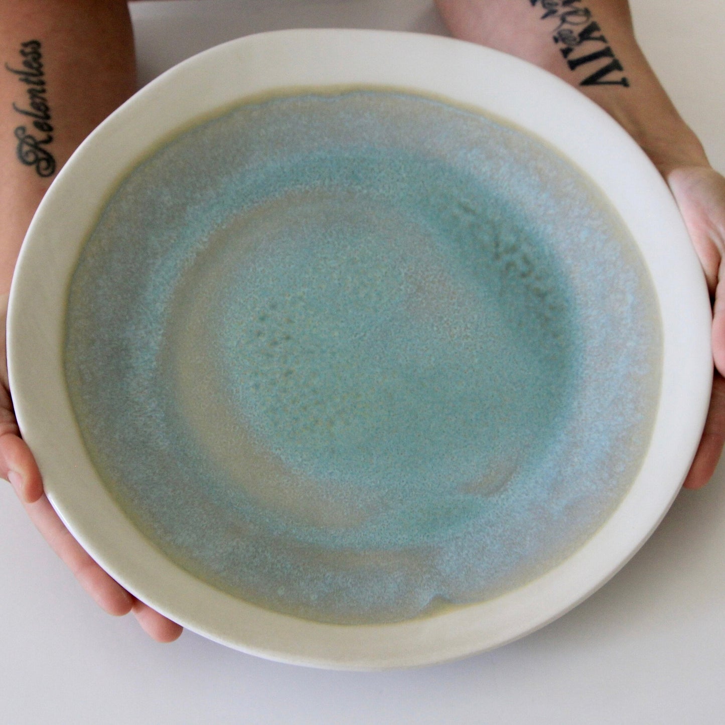 Handcrafted Artisan Dinnerware Set - Korvel