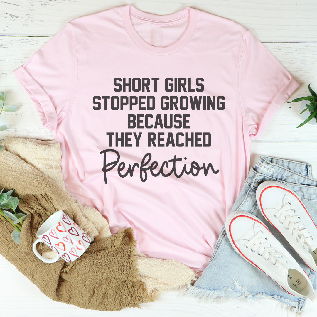 Las chicas bajitas dejaron de crecer porque alcanzaron la perfección.