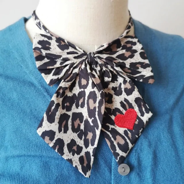 Col Claudine Détachable pour Femmes - Élevez Votre Style