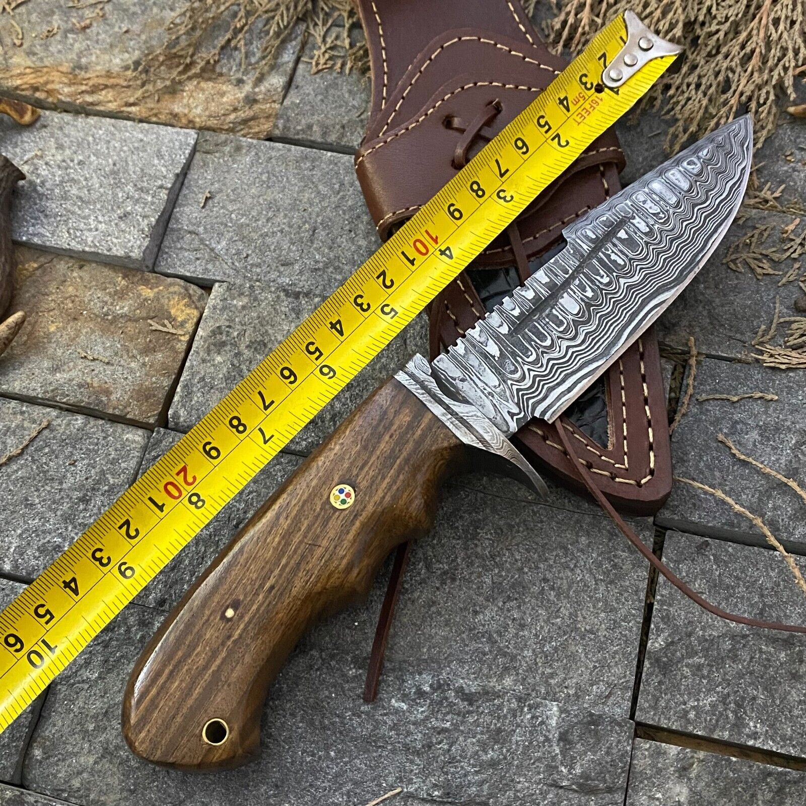 🔥 Exquisite Handmade Damascus Steel Hunting Knife – Elegant Rosewood Handle & Sturdy Leather Sheath - Korvel