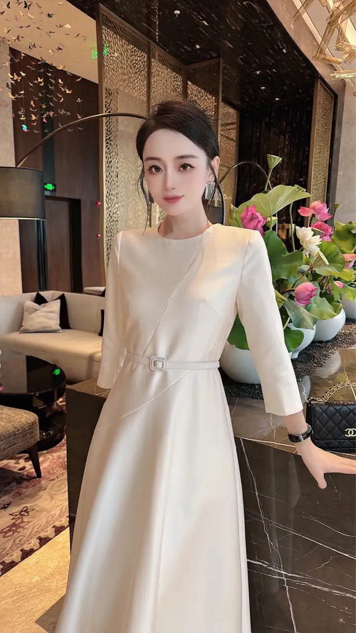 Robe unie élégante