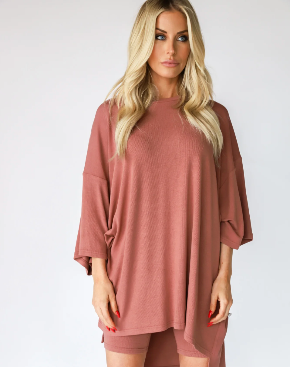 Conjunto de Dos Piezas Chic para un Estilo Sin Esfuerzo