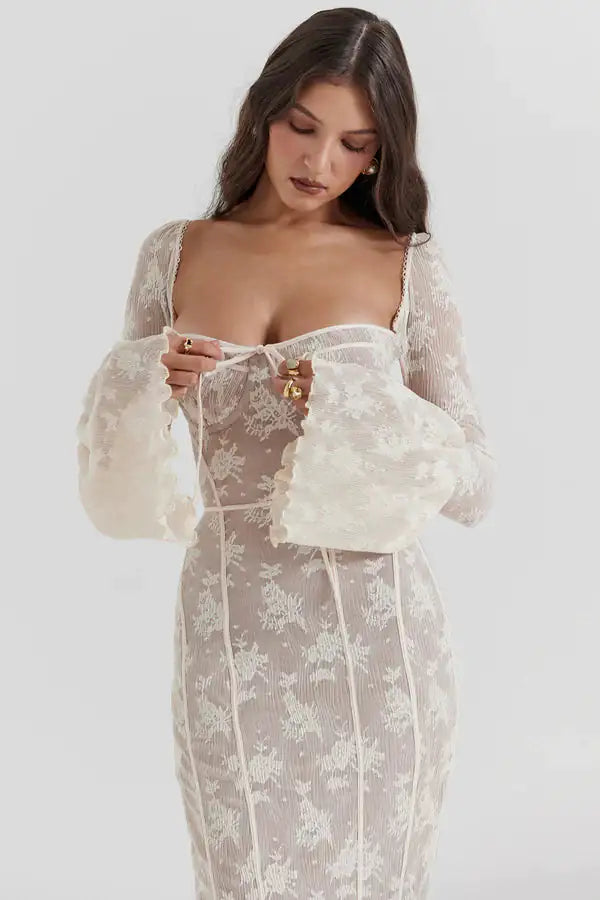 Elegant Lace Backless Dress for Special Occasions