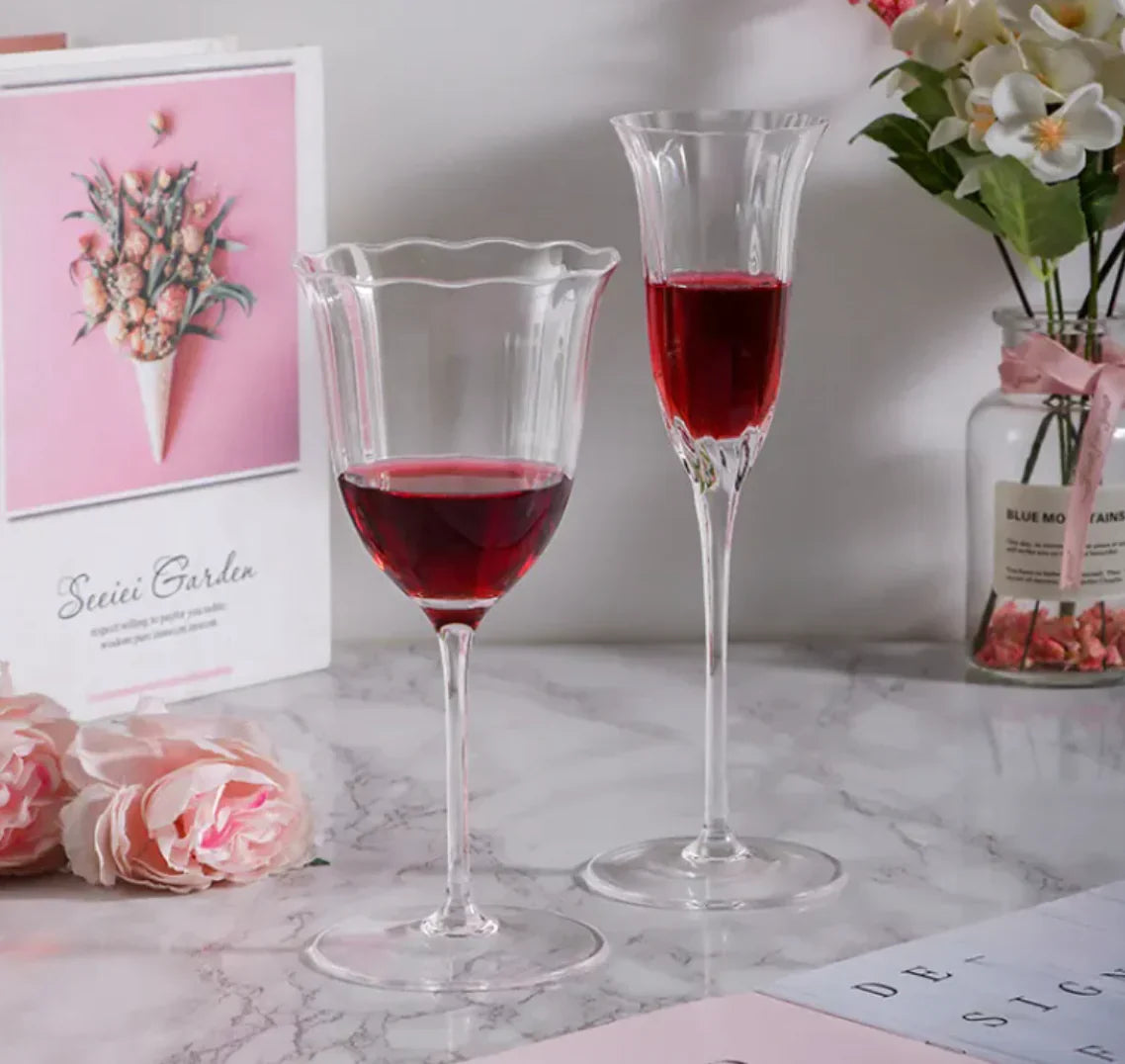 Luxury Crystal Wine Glass - Elegant Drinkware