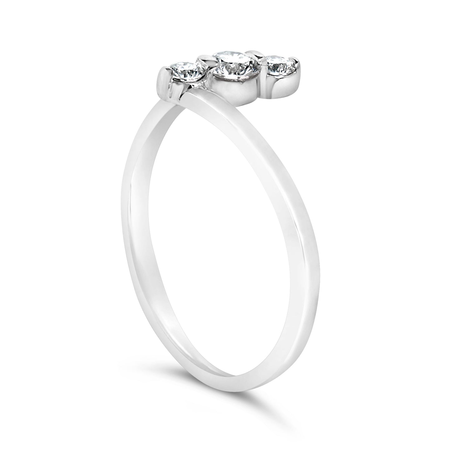 Bague verticale trois pierres en diamant cultivé en laboratoire en or blanc 10K