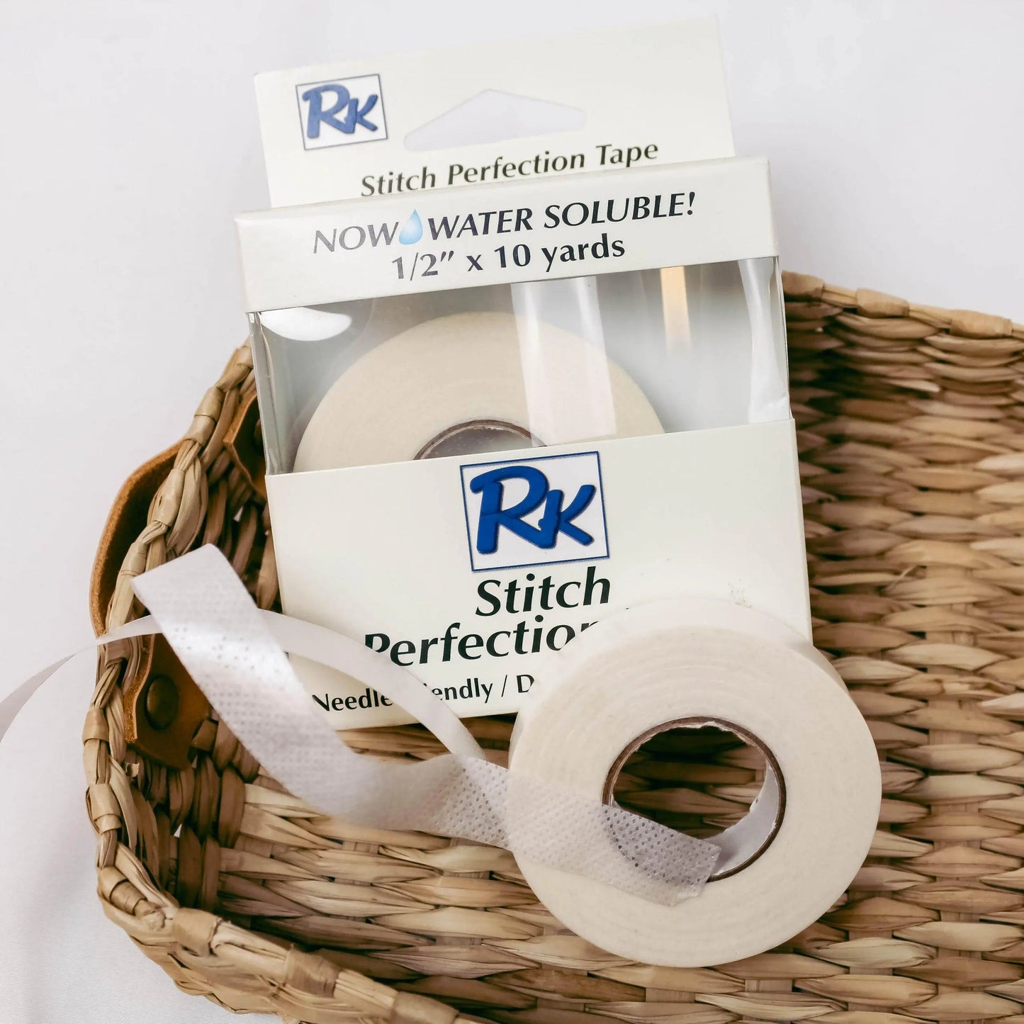 Ruban de perfection de couture RNK - 1/2" x 10 yds - Soluble dans l'eau