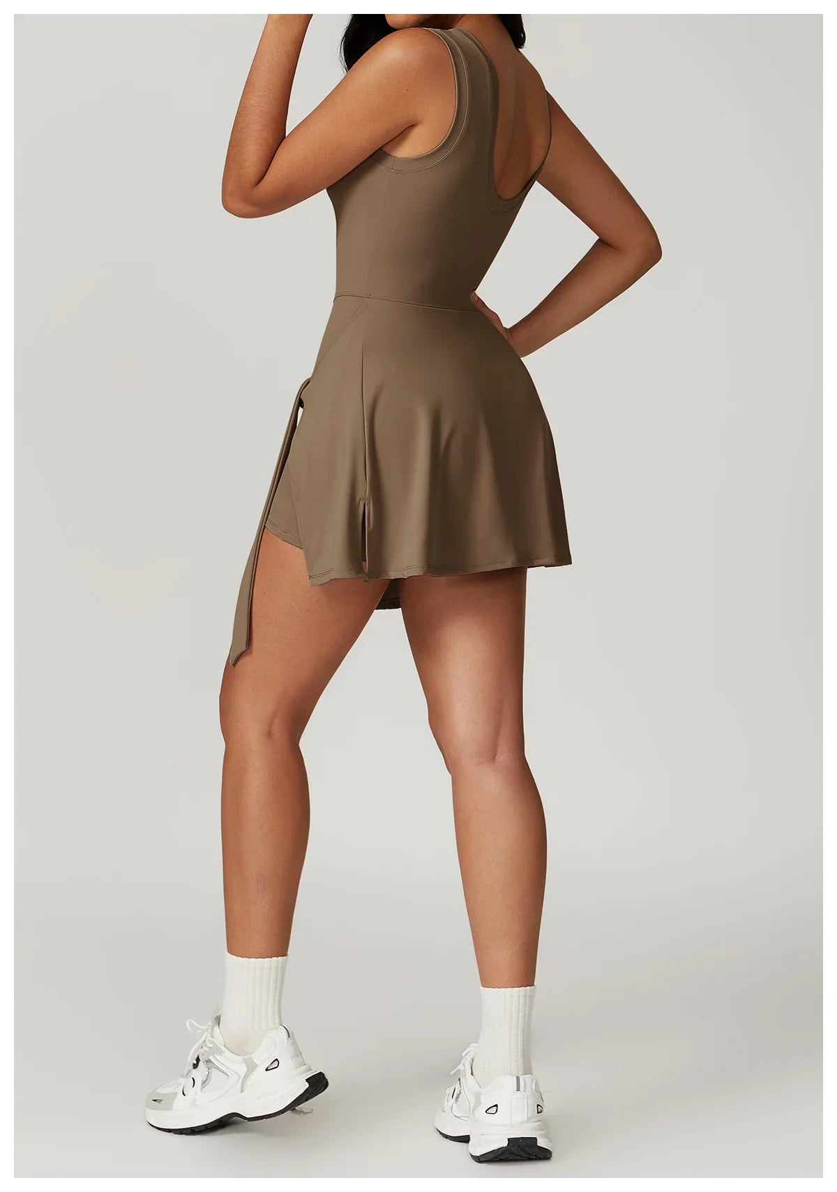 Conjunto de Tenis de Dos Piezas para Mujeres con Estilo Activo