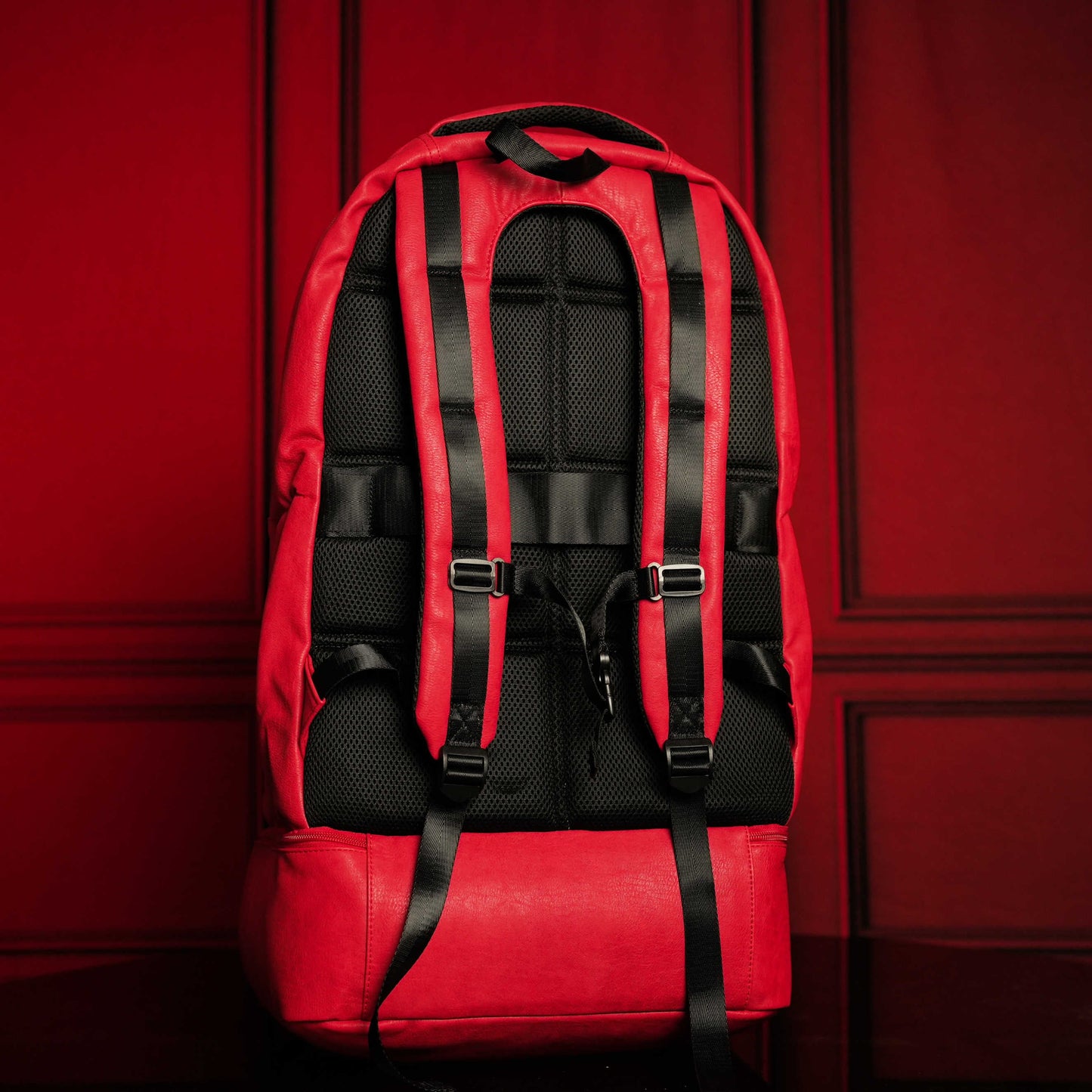 Mochila de Mano de Cuero Rojo de Lujo - Edición Limitada