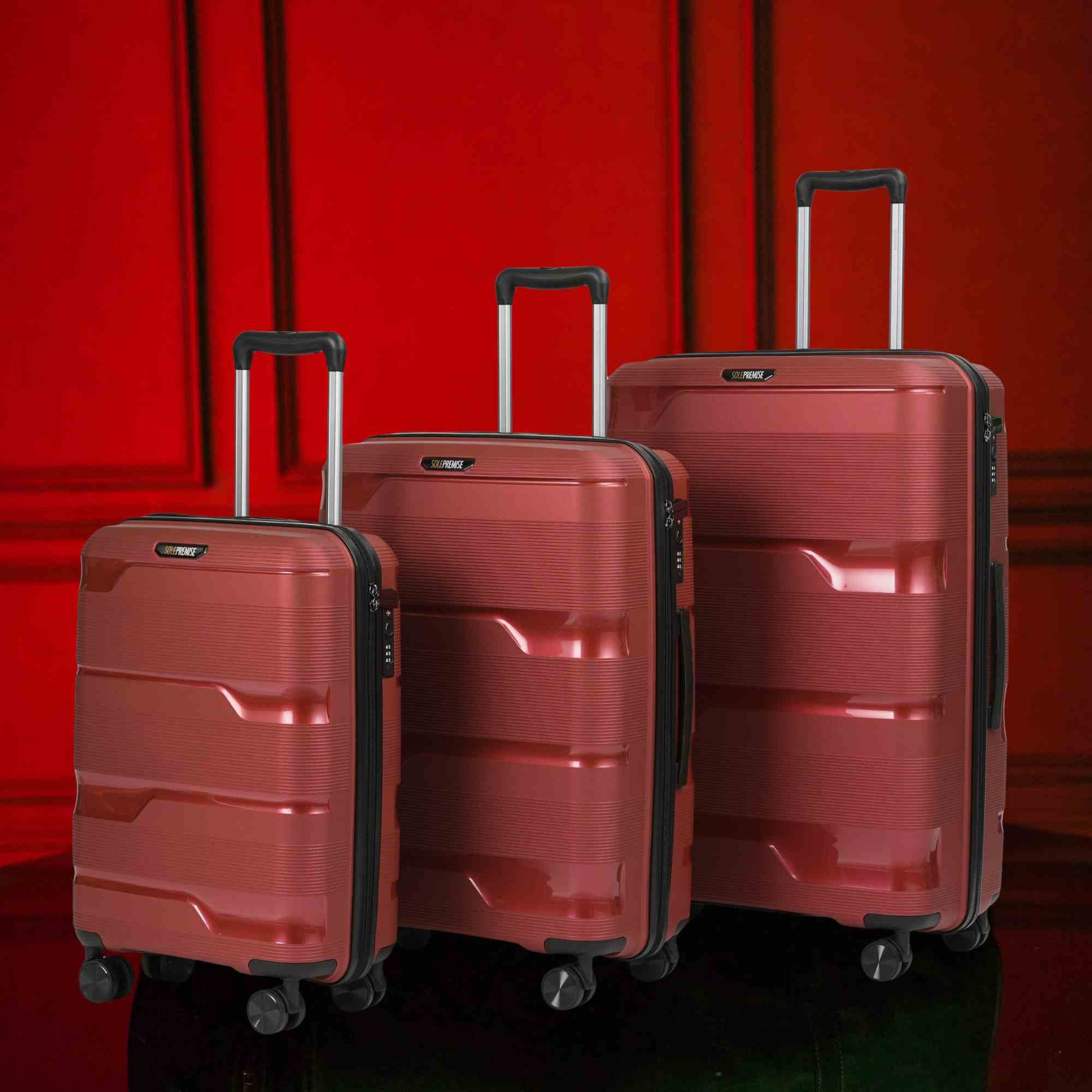 Vibrant Red Hardcase Luggage Set - 28', 24', and 20' Sizes - Korvel
