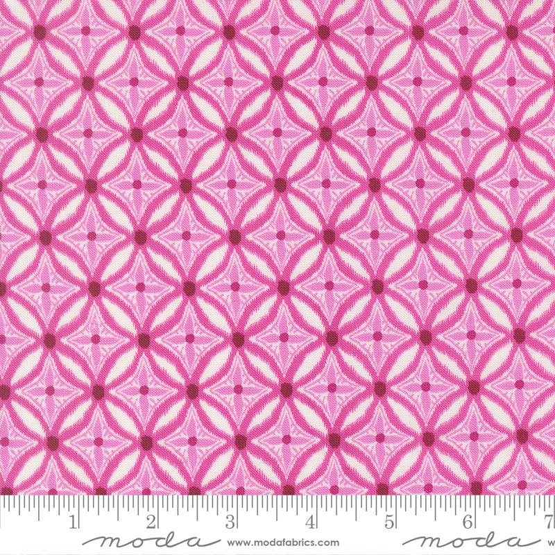 Tela de Algodón Magenta Reef Medallion - 44"/45" por Yarda