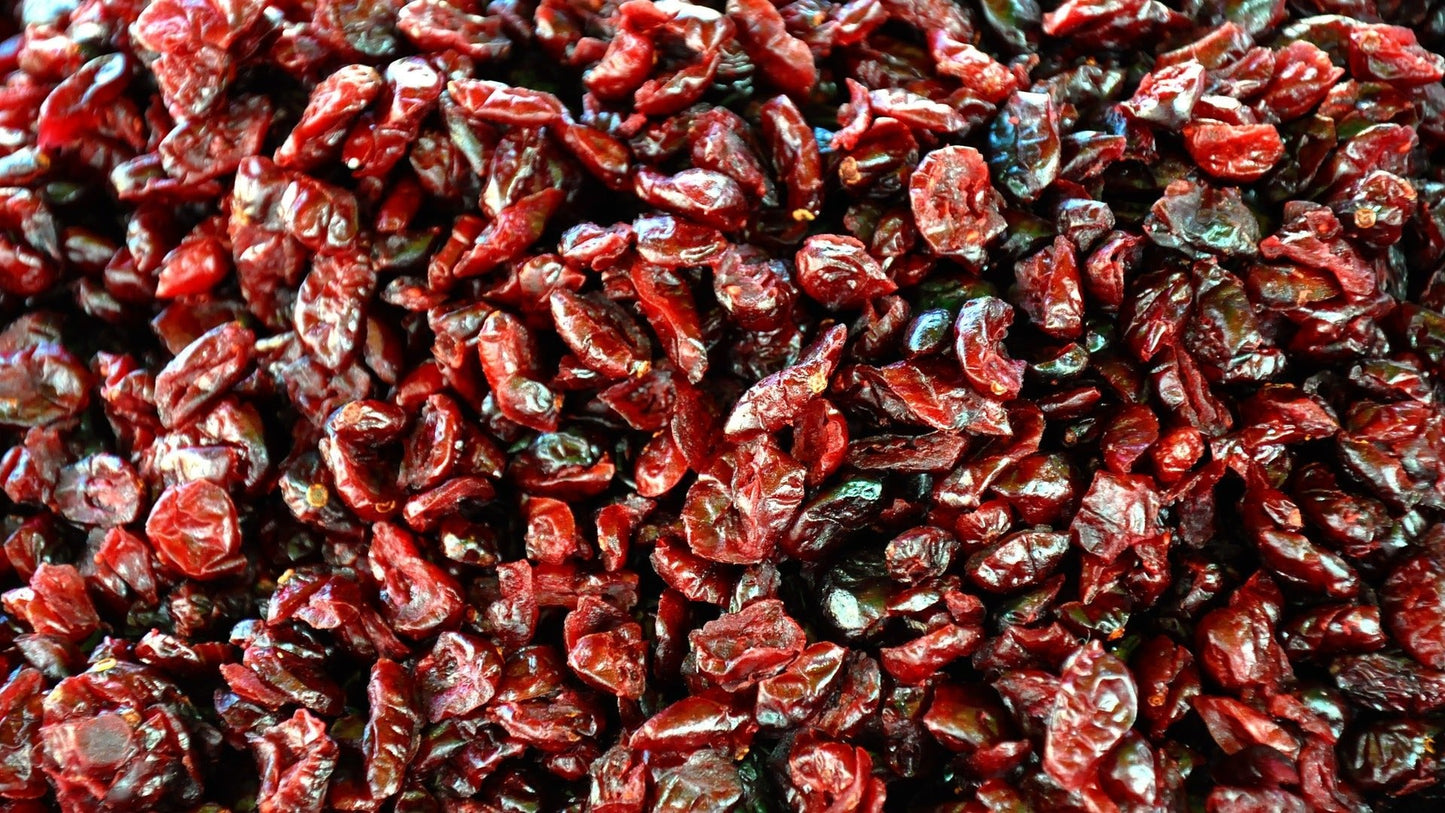 Premium Seedless Cut Rosehips for Culinary Delights