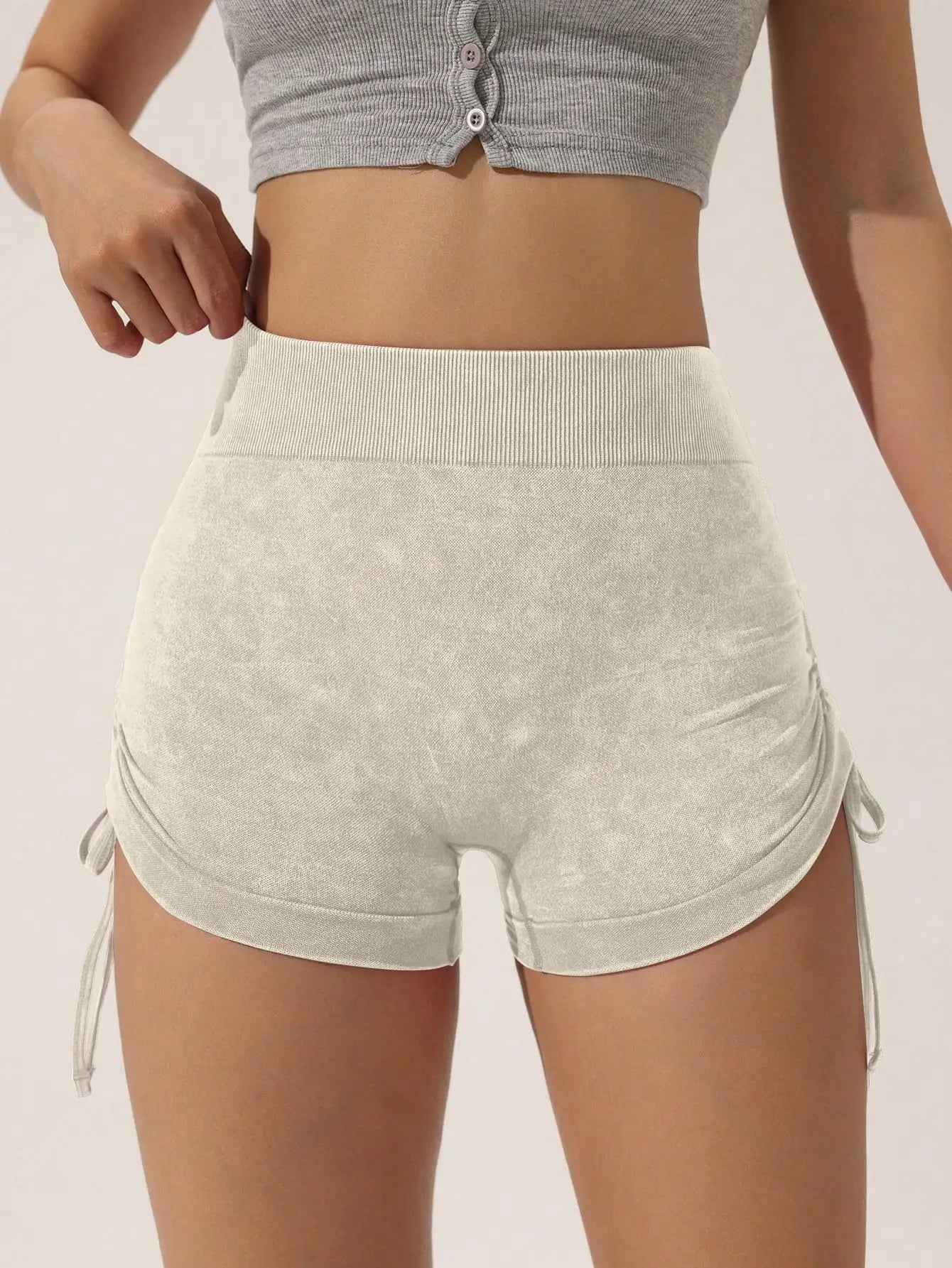Shorts de yoga pour femmes MatteFit Peach Lift style euro