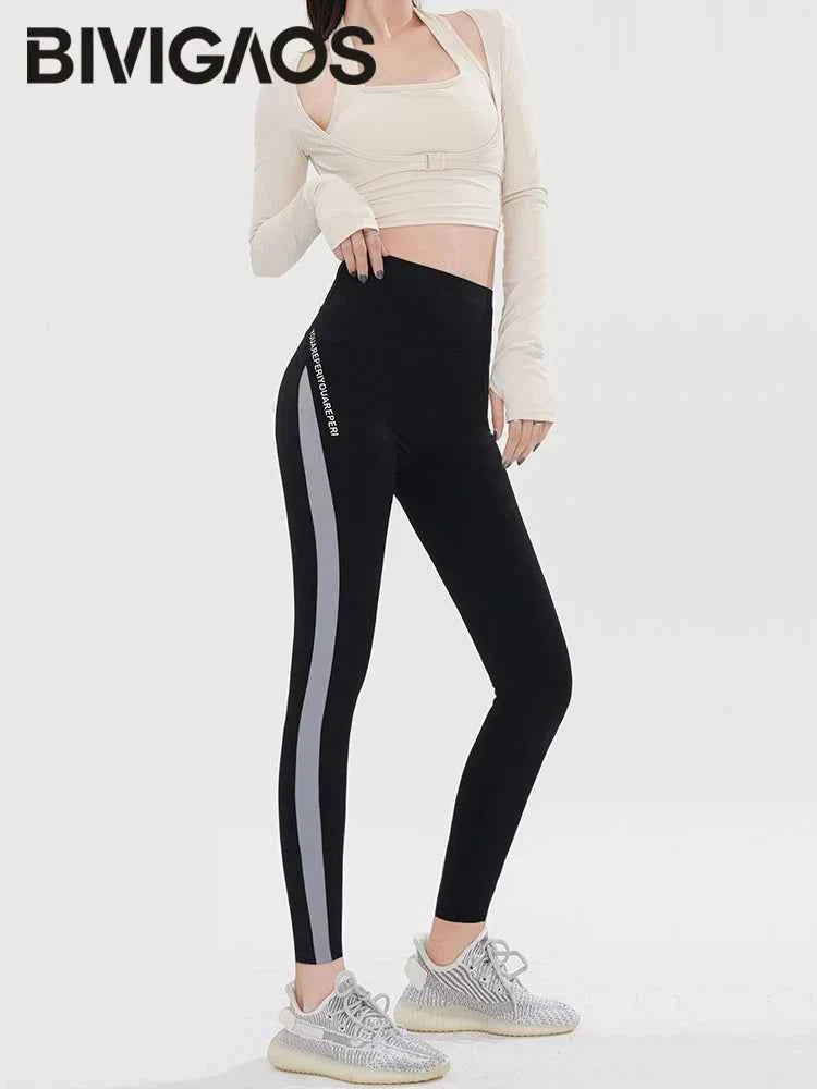 Leggings de Elevación de Glúteos con Rayas de Tiburón - Ajuste Elástico