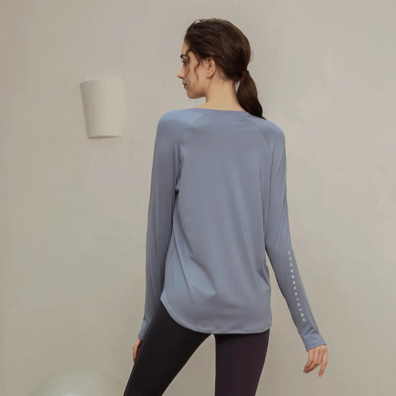 Long Sleeve Yogawear Blouse for Active Living